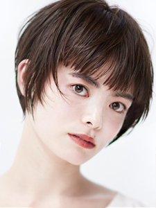ショートヘアスタイル107
