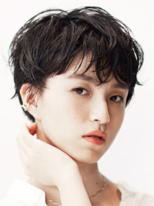 ショートヘアスタイル112