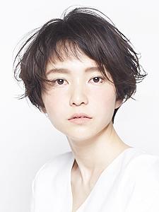 ショートヘアスタイル89