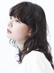 ミディアムヘアスタイル65