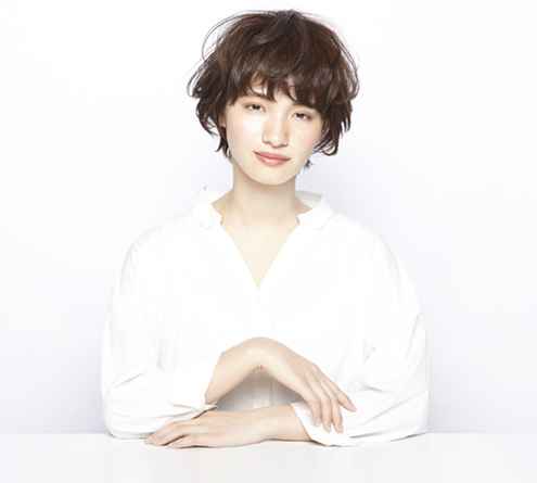 ショートヘアスタイル95