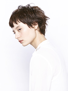 ショートヘアスタイル103