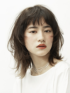 ミディアムヘアスタイル69