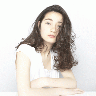 ロングヘアスタイル42