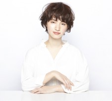 ショートヘアスタイル95