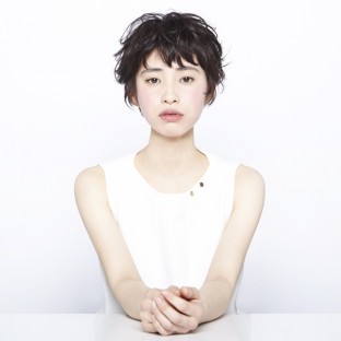 ショートヘアスタイル81