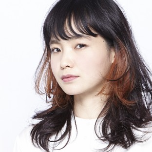 ミディアムヘアスタイル45