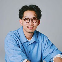 土川　直人